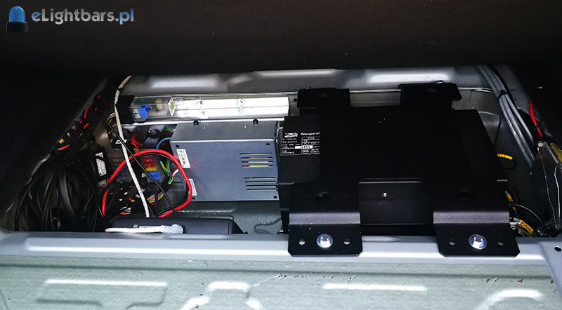 inside_1.jpg.4a678ffbebd916ec8dd9fe6cf0b3da92.jpg