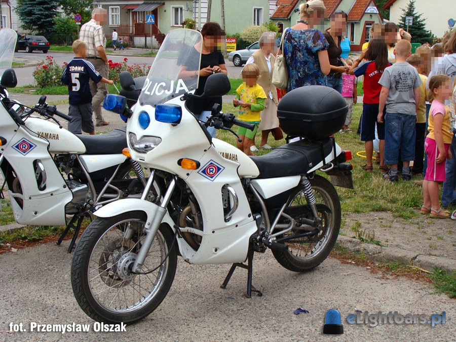 moto_policja_yamaha_sr250p.jpg.b30f922a577aaee10cb85f489f6db433.jpg