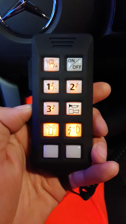 630825390_1PILOTAmbulans-Modulator-Cotojest-YouTube.thumb.png.b82ee45df2eaba0fce60bb98672f000c.png