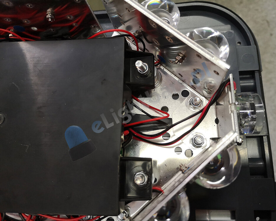 centralka - śruby.jpg