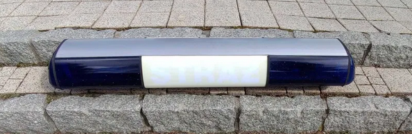 Screenshot 2022-04-05 at 19-44-32 Kogut belka lampa ostrzegawcza elektra zura federal signal gamet straż Poznań Piątkowo • OLX.pl.png