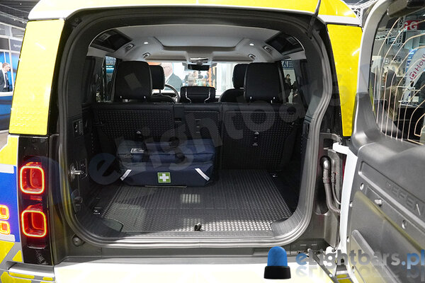 Stanowisko Land Rover i Transmed